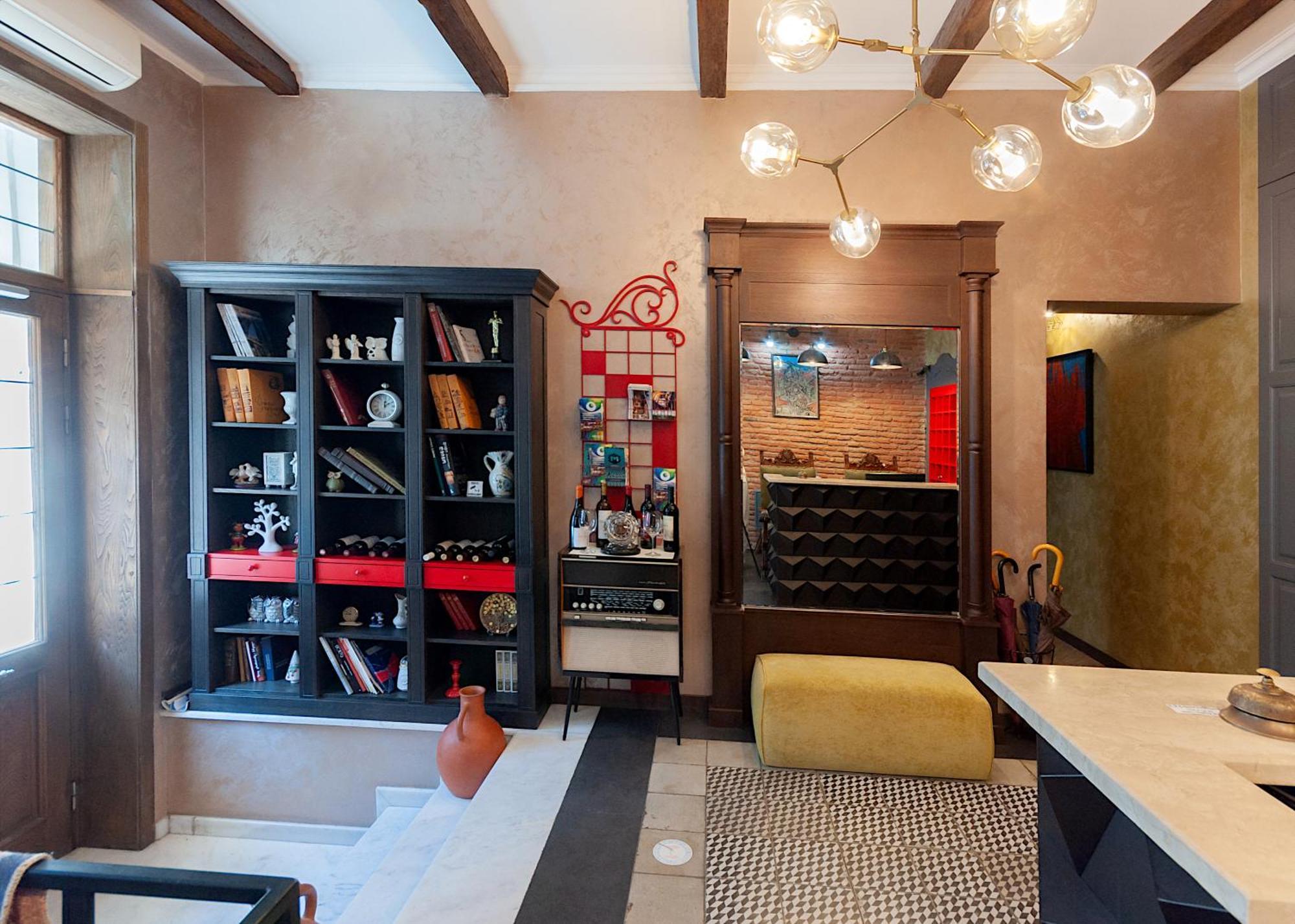 Wine Story Hotel & Club Tbilissi Extérieur photo